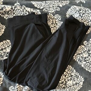 Athleta Ribbed Black joggers with pockets